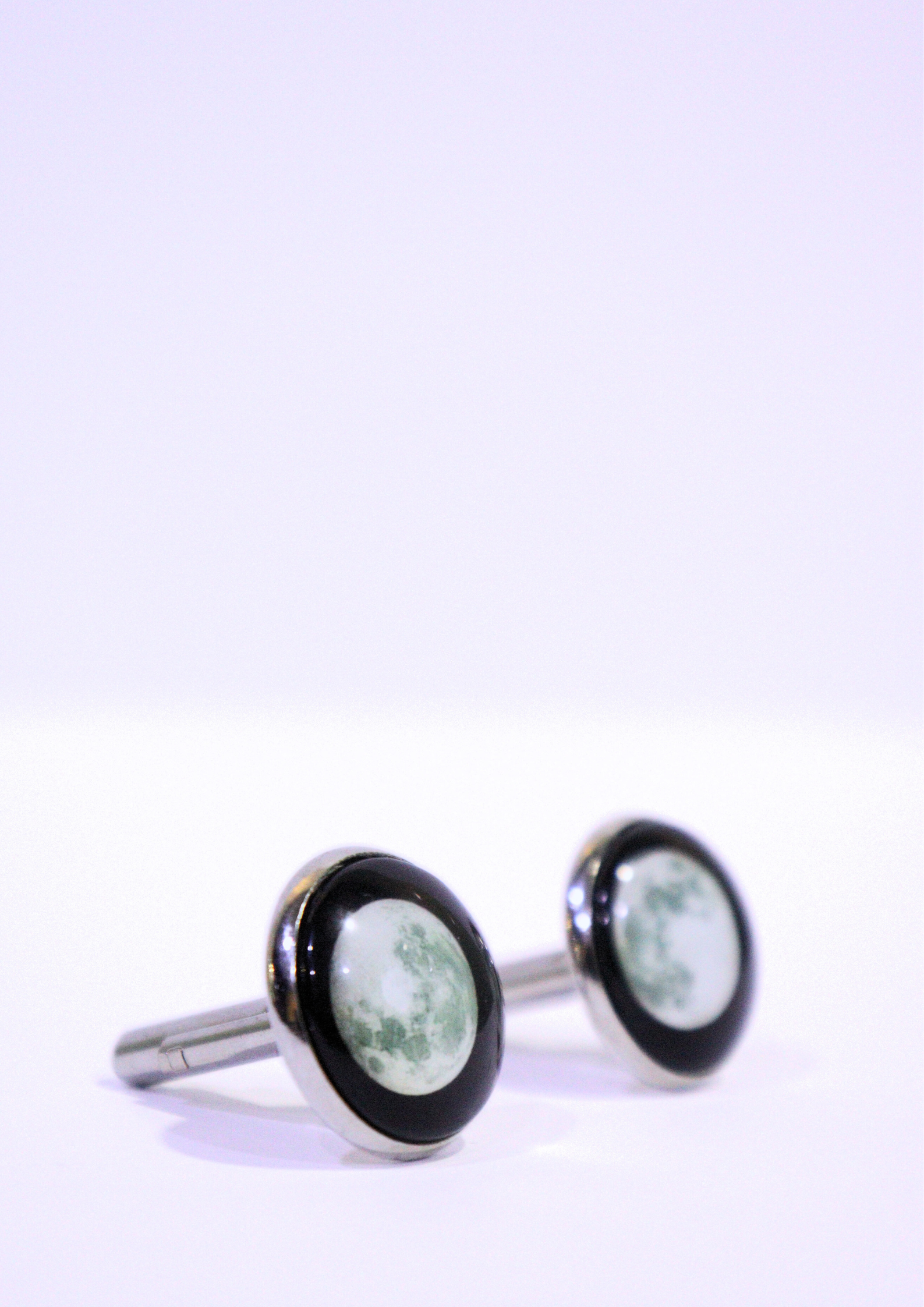 LUNAR EYE CUFFLINKS - WHITE