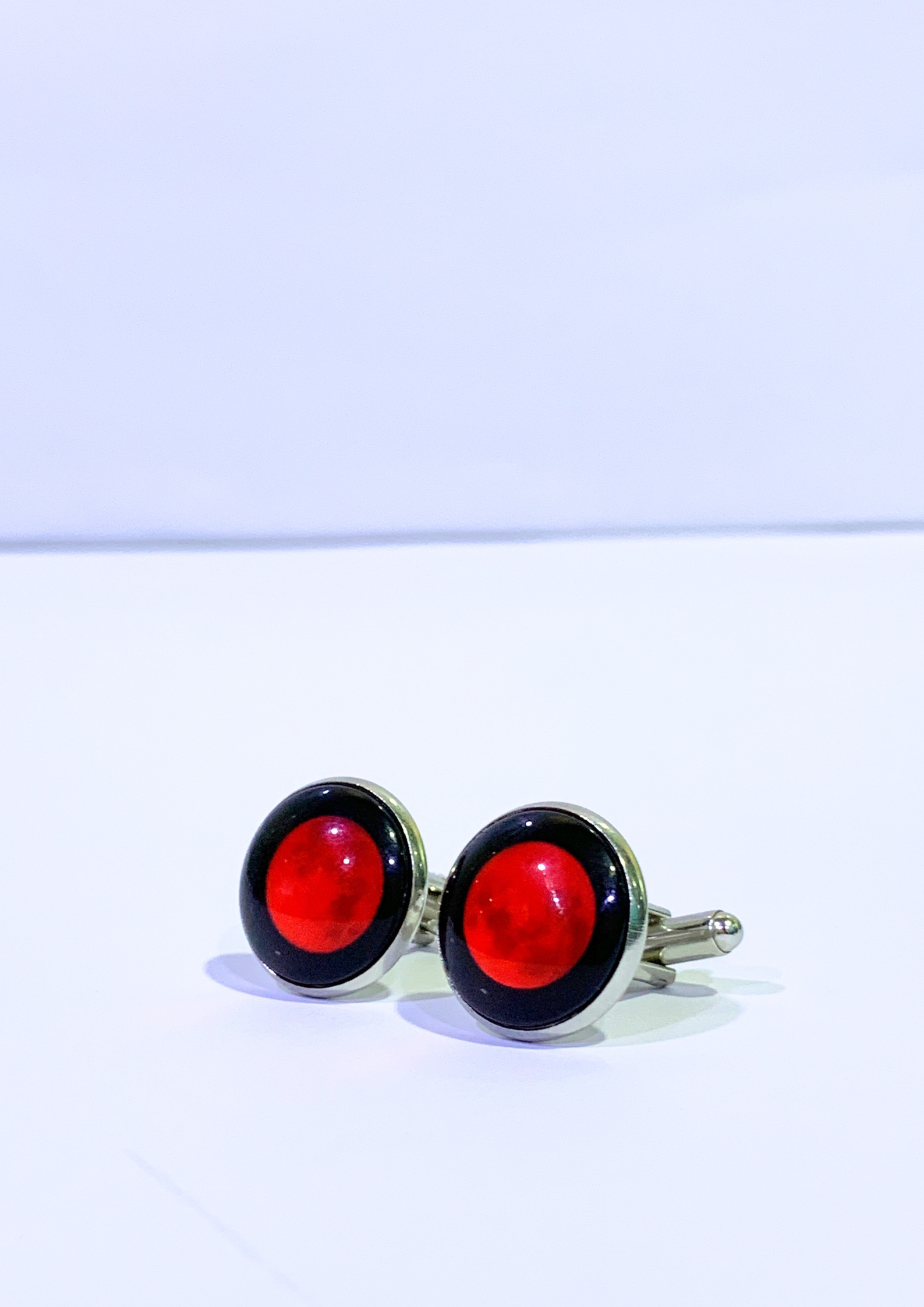 LUNAR EYE CUFFLINKS - RED - Luma