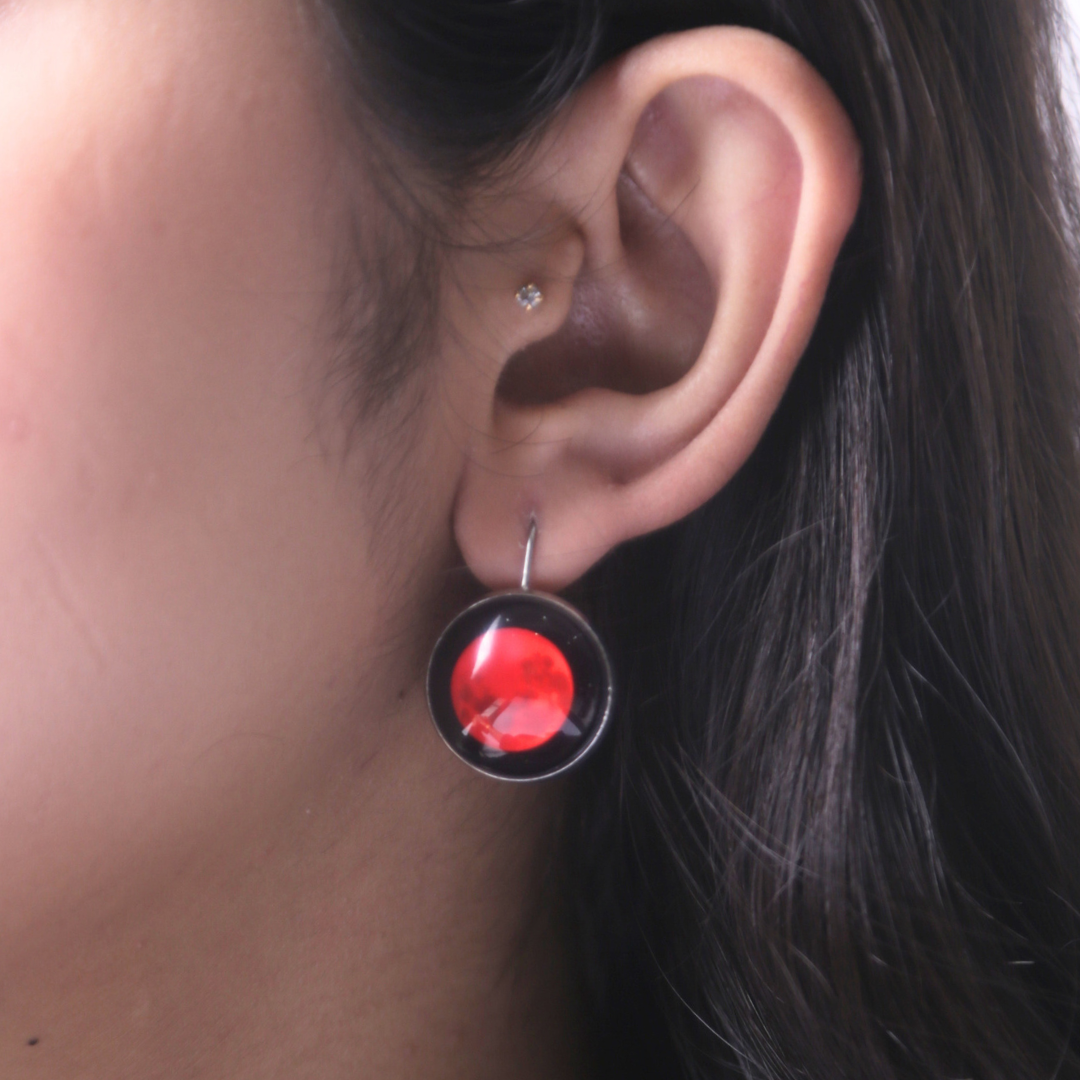 LUNAR EYE EARRINGS - RED