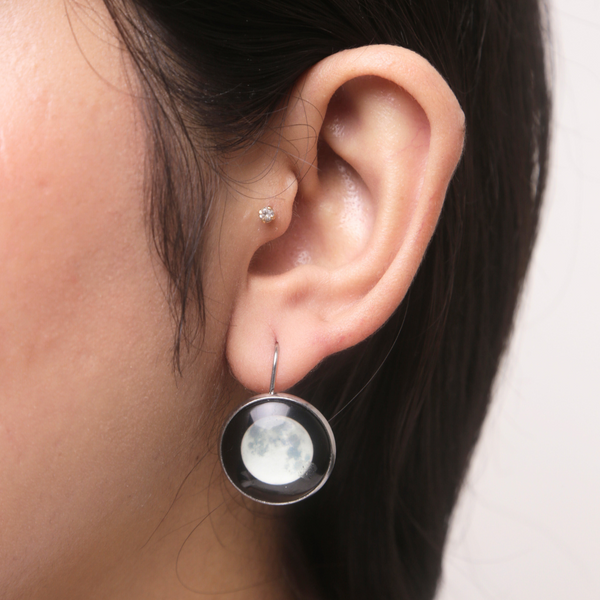 LUNAR EYE EARRINGS - WHITE