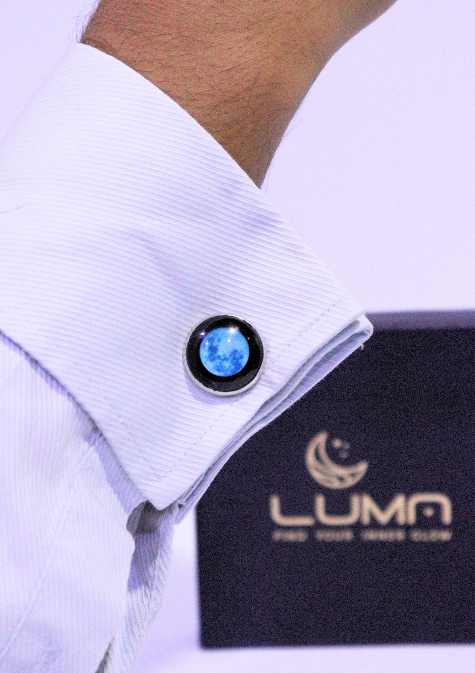 LUNAR EYE CUFFLINKS - BLUE - Luma