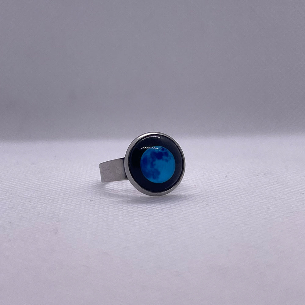 Lunar Moon Ring – Blue Luma