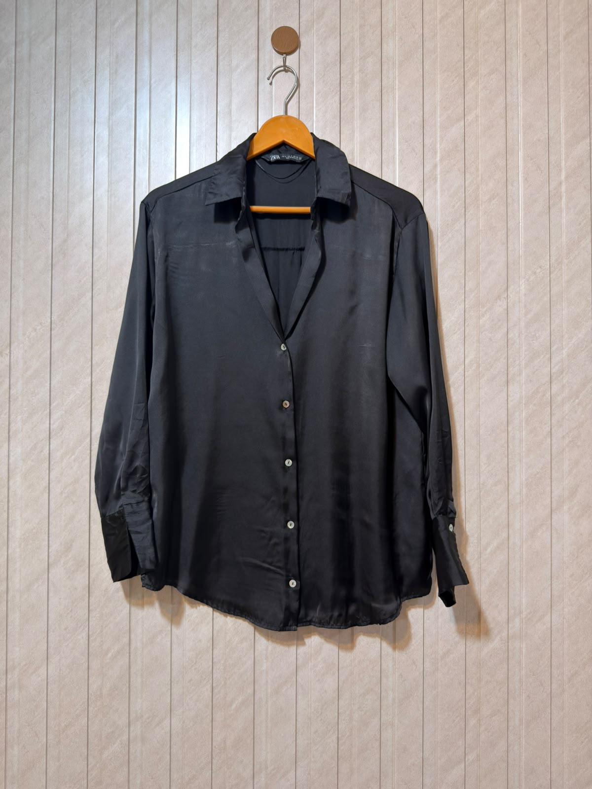 Chest 19  Length 26  Fabric Silk Women's Modern Full Sleeve Top
