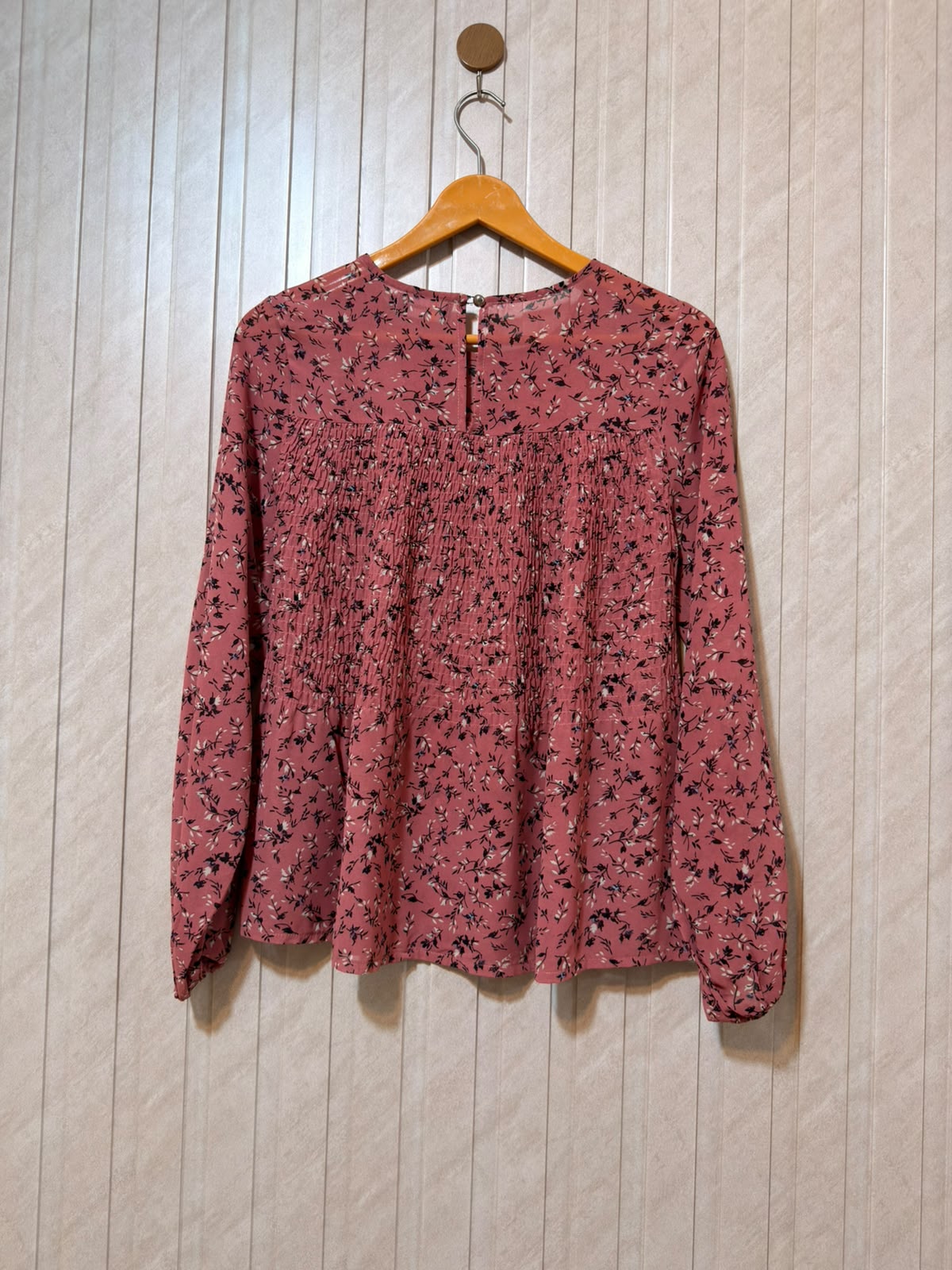 Chest 19  Length 23  Fabric Chiffon Women's Timeless Full Sleeve Top