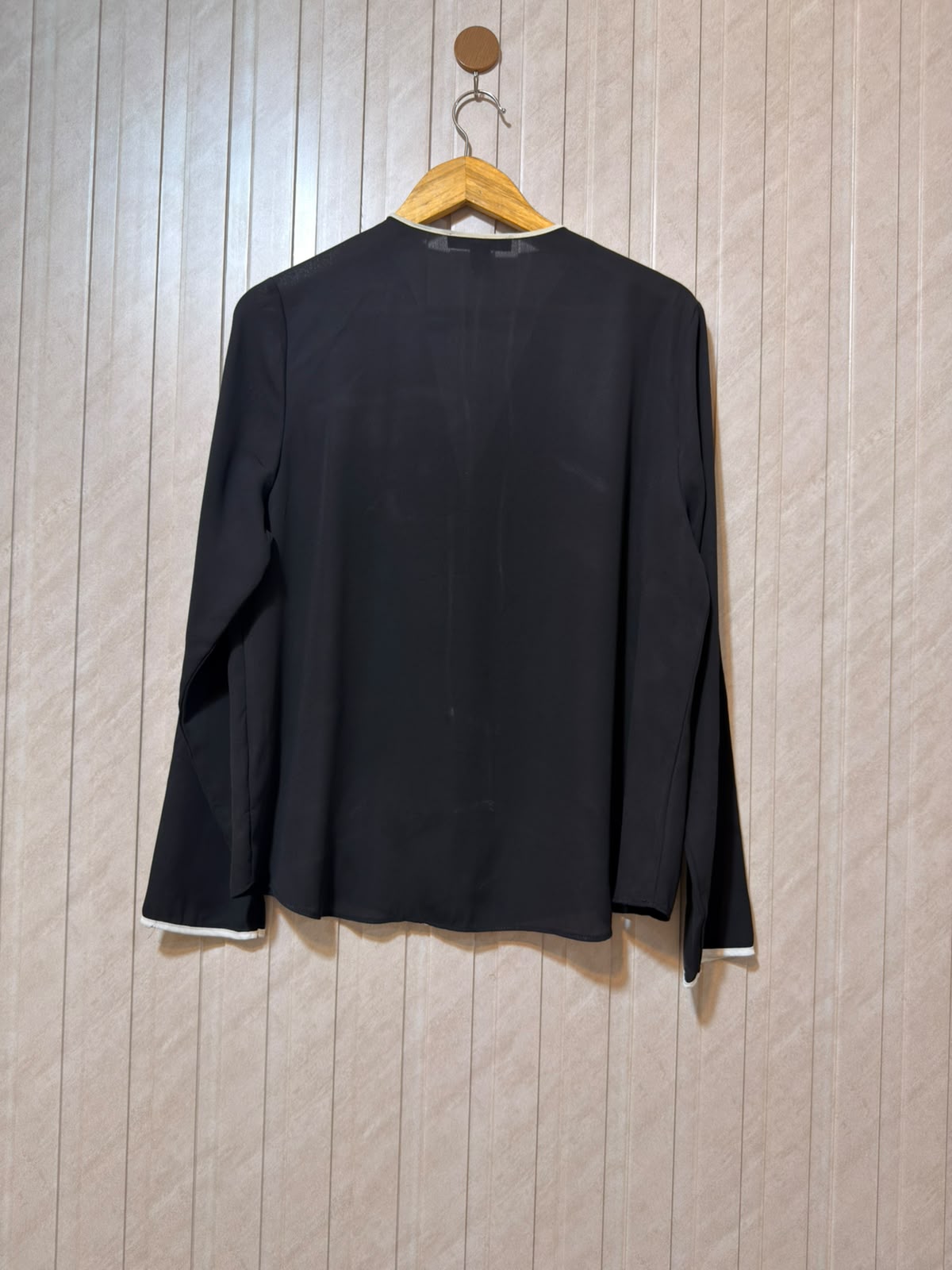 Chest 20  Length 24  Fabric Chiffon Women's Refined Everyday Top