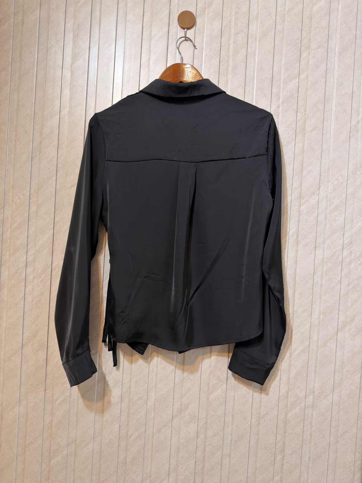 Chest 17  Length 23  Fabric Silk Women's Exclusive Full Sleeve Top