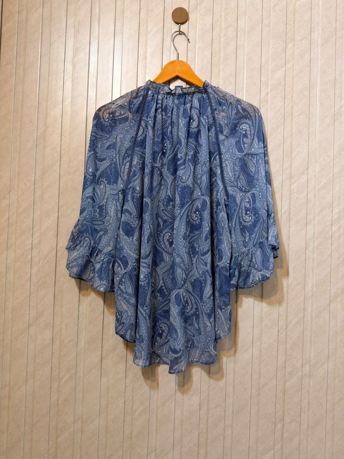 Chest 20  Length 26  Fabric Chiffon Women's Fashion Full Sleeve Top
