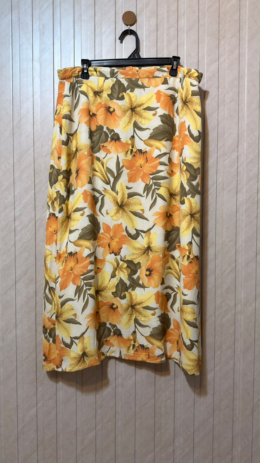 Waist 36  Length 36  Fabric Rayon Trendy Women’s Skirt
