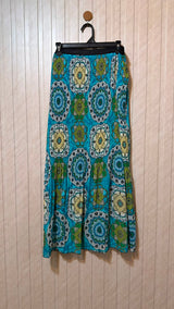 Waist 42  Length 37  Fabric Chiffon Signature Women’s Skirt