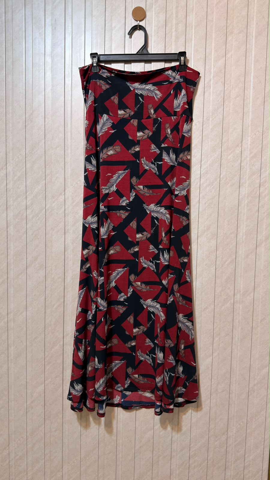 Waist 44  Length 42 To 44  Fabric Silk Jersey Everyday Women’s Skirt
