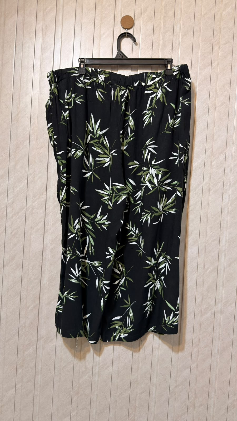 Waist 38  Length 31  Fabric Linen Essential Women's Trouser