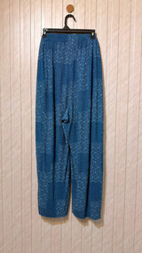 Waist 48  Length 40  Fabric Silk Jersey Refined Women's Trouser