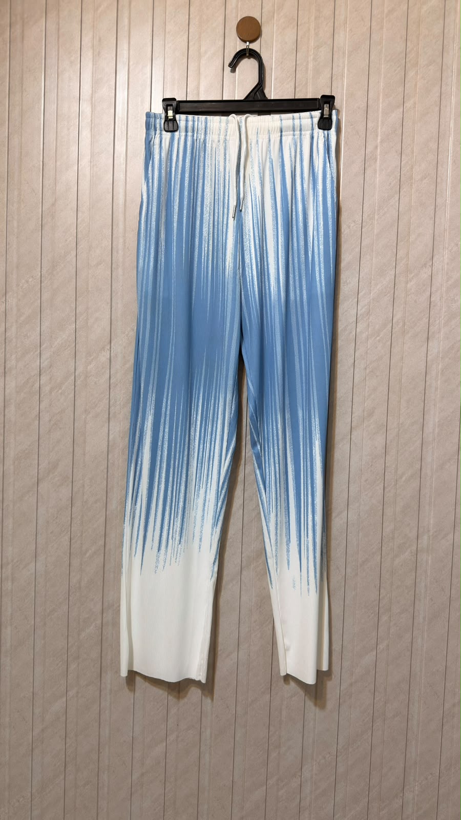 Waist 28  Length 38  Fabric Silk Jersey Modern Women's Trouser