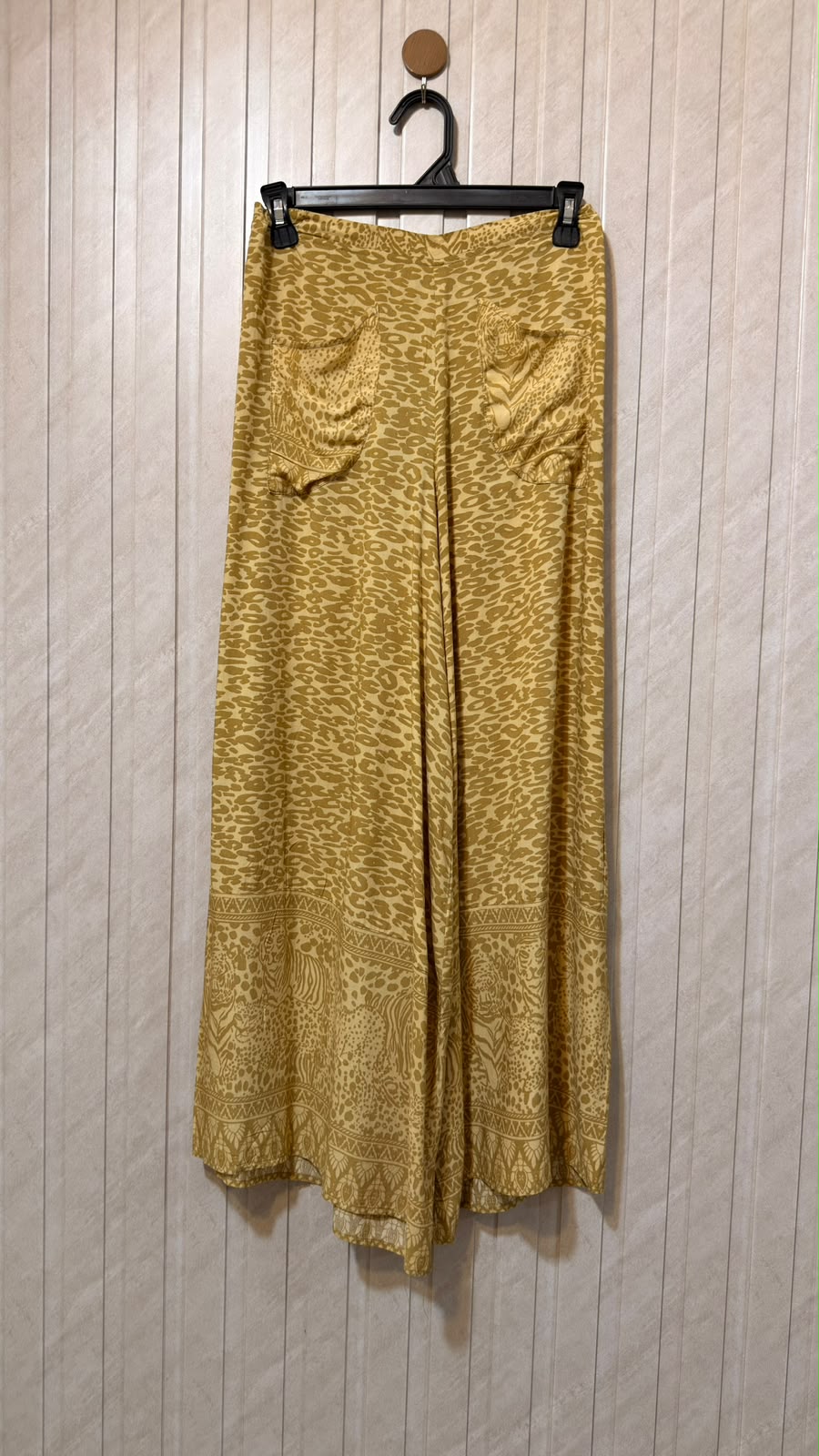 Waist 28  Length 36  Fabric Linen Modern Ladies Trouser