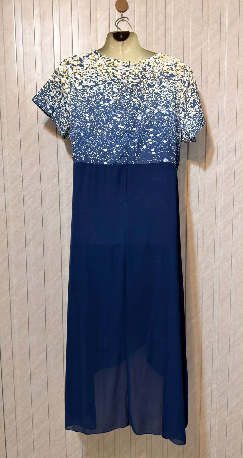 Chest 19  Length 37 to 48  Fabric Chiffon Exclusive Long Maxi