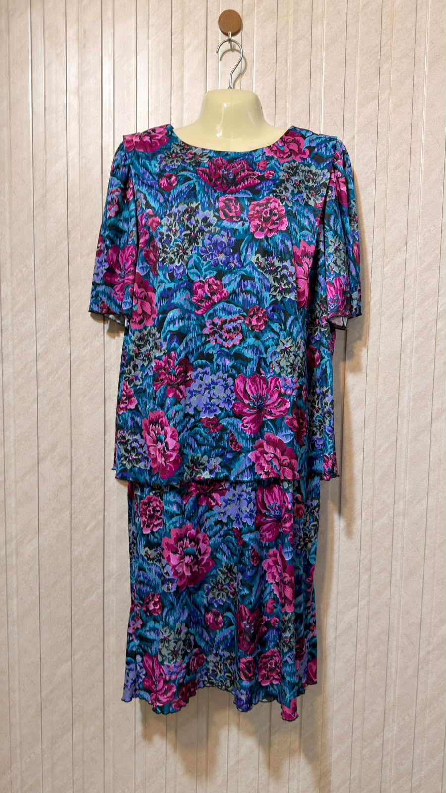 Chest 23  Length 41  Fabric Silk Classic Women's Long Maxi