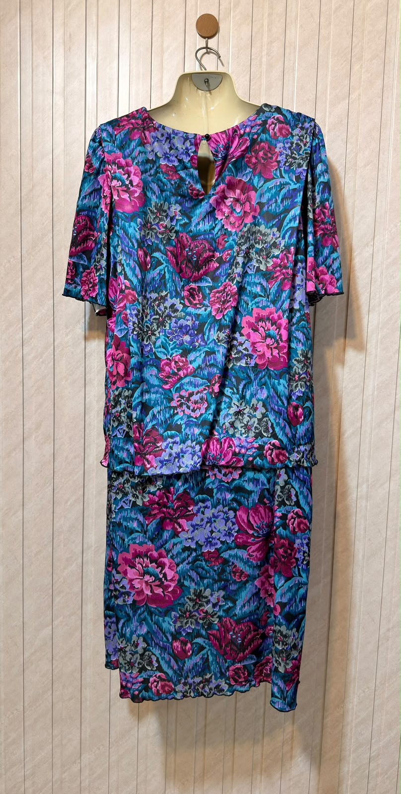Chest 23  Length 41  Fabric Silk Classic Women's Long Maxi