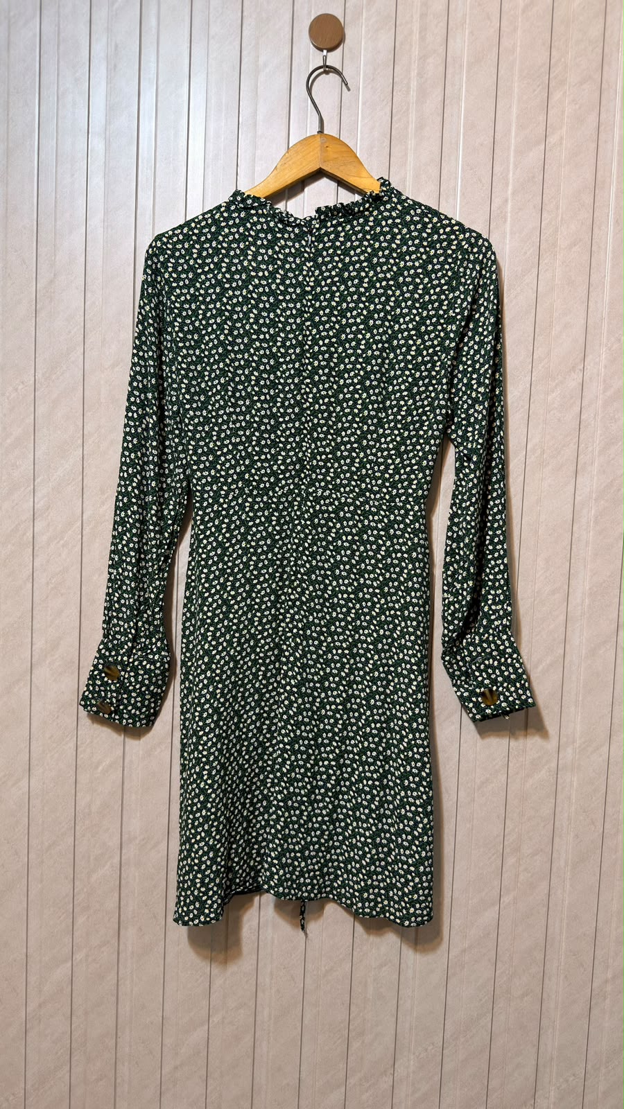 Chest 17  Length 34  Fabric Chiffon Women's Signature Extended Top