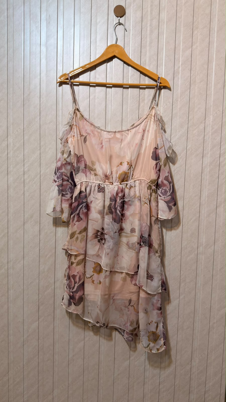 Chest 18  Length 36  Fabric Chiffon Women's Longline Top