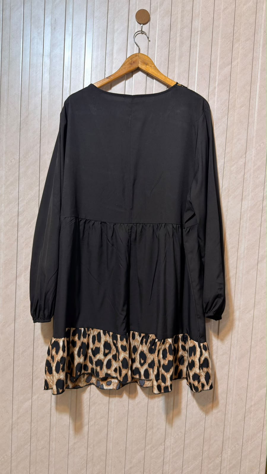 Chest 25  Length 35  Fabric Silk jersey Women's Relaxed Extended Top