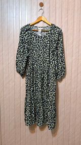 Chest 20  Length 31  Fabric Linen Women's Signature Long Top