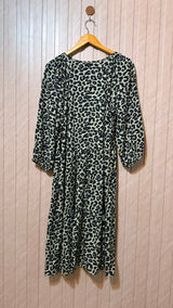 Chest 20  Length 31  Fabric Linen Women's Signature Long Top