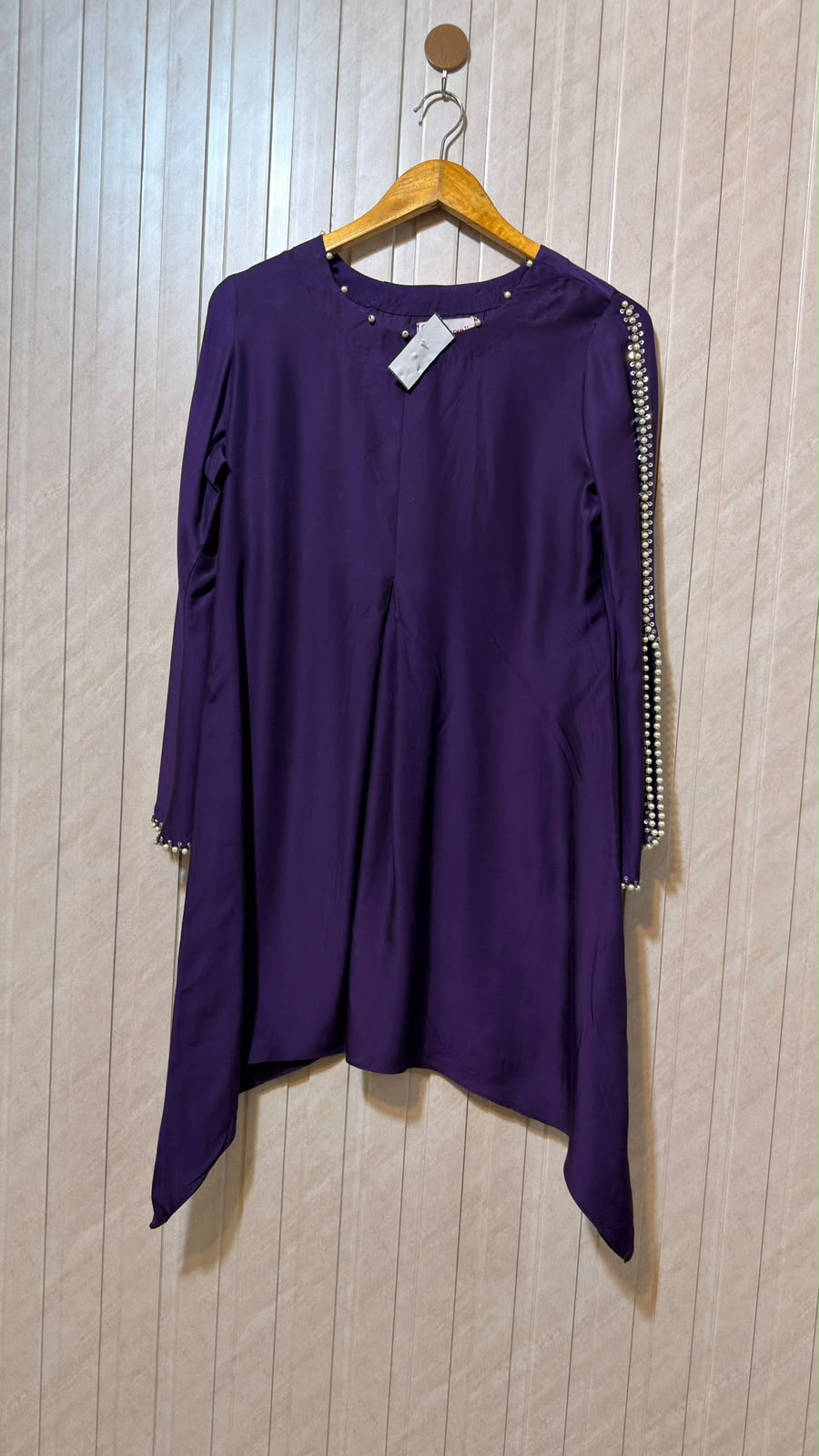 Chest 18  Length 33  Fabric Silk Women's Modern Long Top