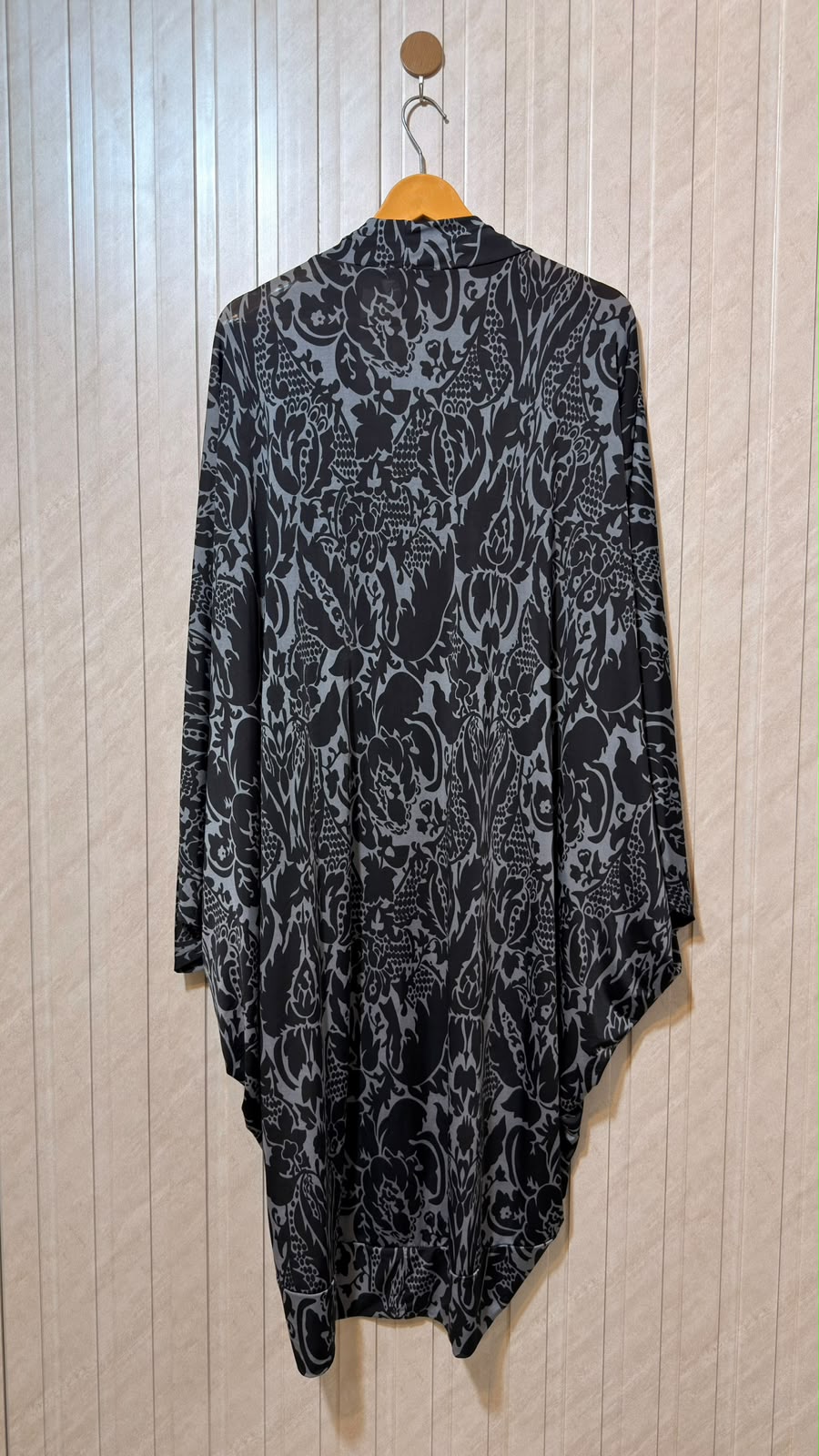 Chest 3xl  Length 44  Fabric Silk Jersey Women's Premium Long Shrug