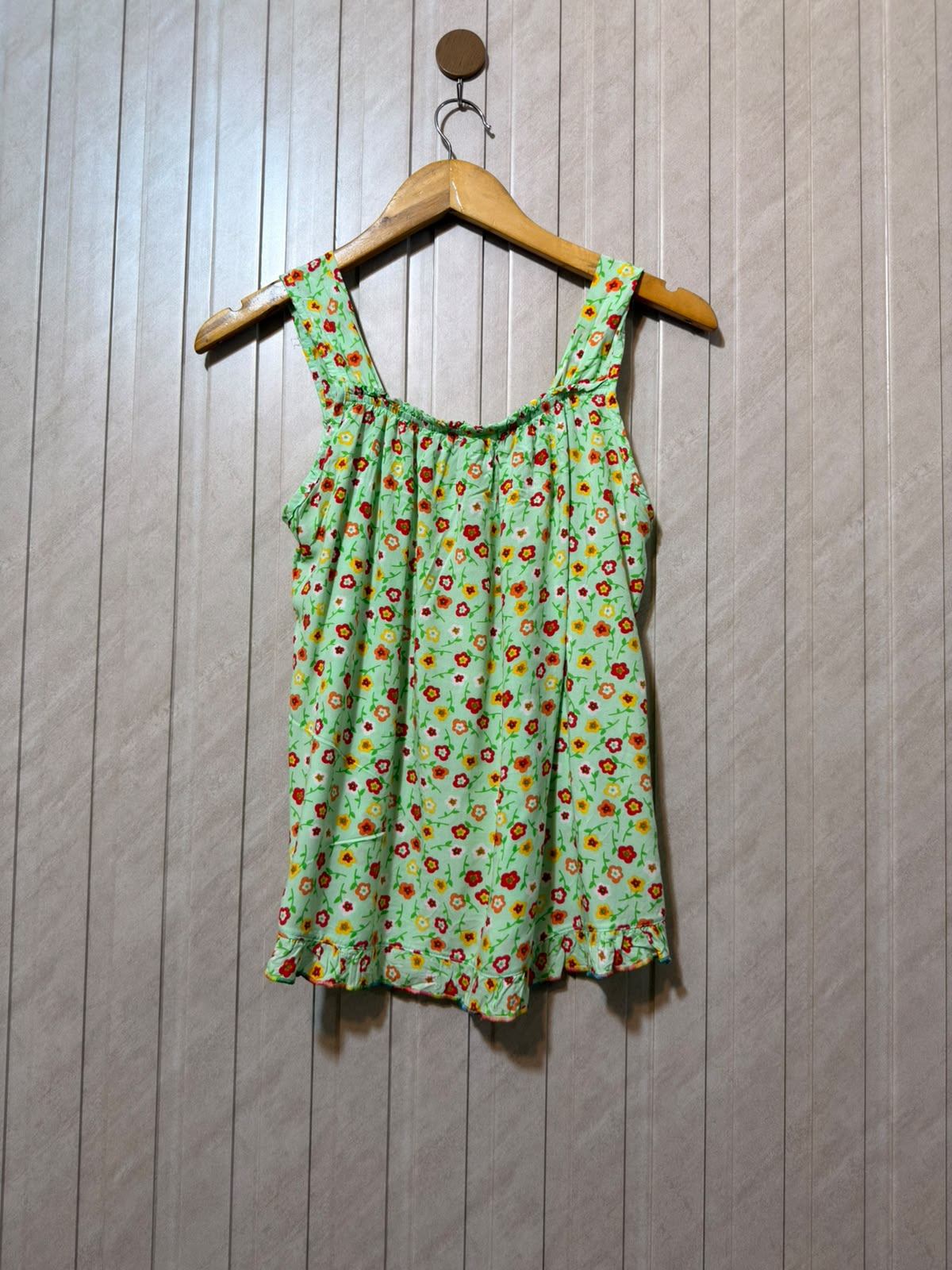 Chest 18  Length 21  Fabric Linen Women's Elegant Sleeveless Top