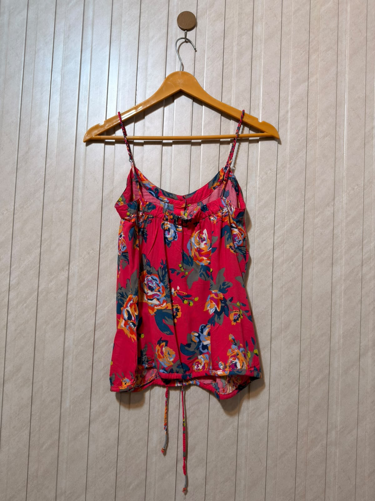 Chest 17  Length 23  Fabric Linen Women's Sleeveless Elegant Top