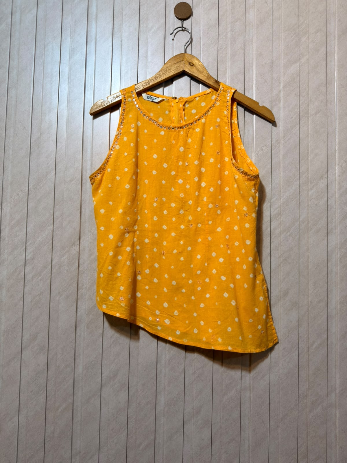 Chest 17  Length 21  Fabric Cotton Women's Smart Sleeveless Top