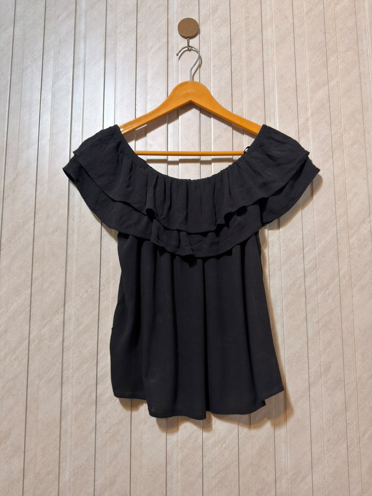 Chest 20  Length 17  Fabric Rayon Women's Comfortable Sleeveless Top