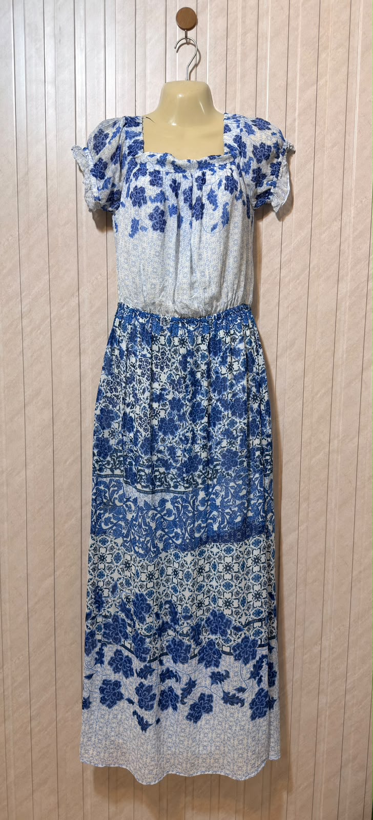 Chest 18  Length 55  Fabric Chiffon Elegant Long Maxi Dress