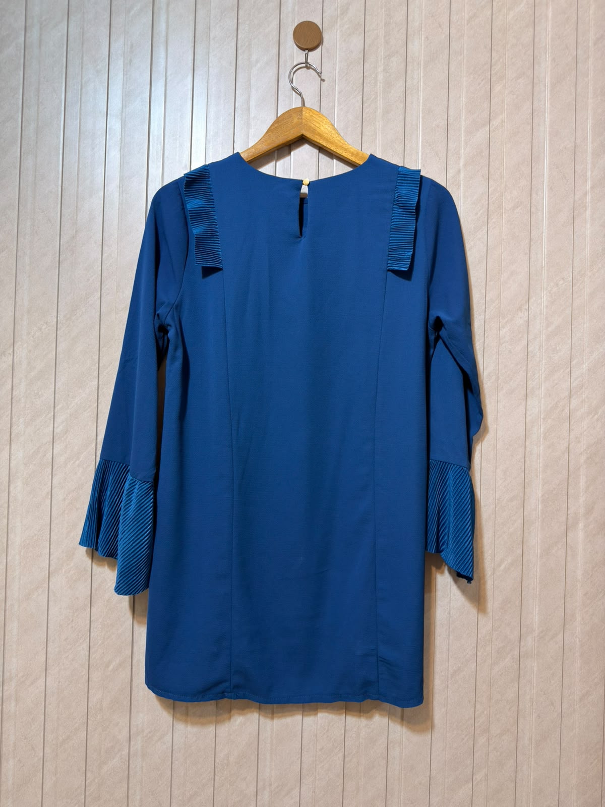 Chest 18  Length 27 to 30  Fabric Chiffon Women's Versatile Full Sleeve Top