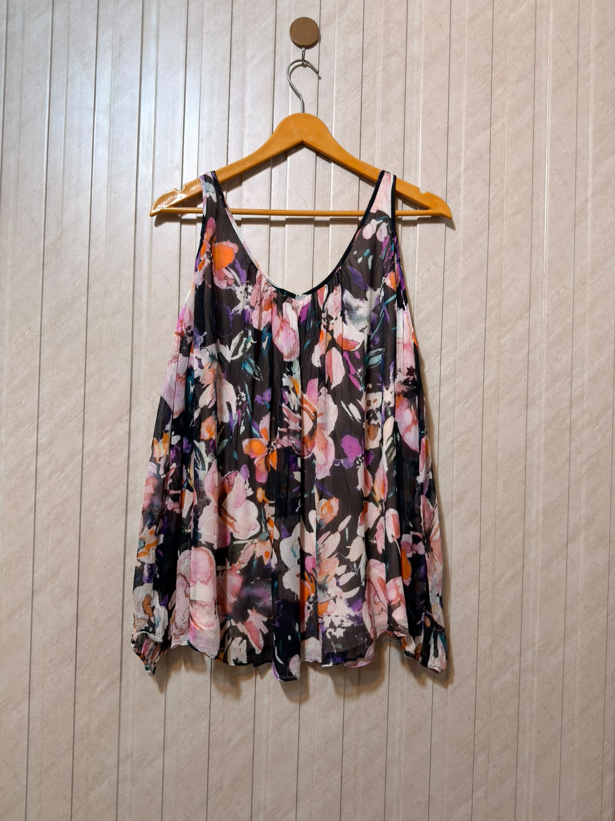 Chest 19  Length 25  Fabric Chiffon Women's Essential Everyday Top