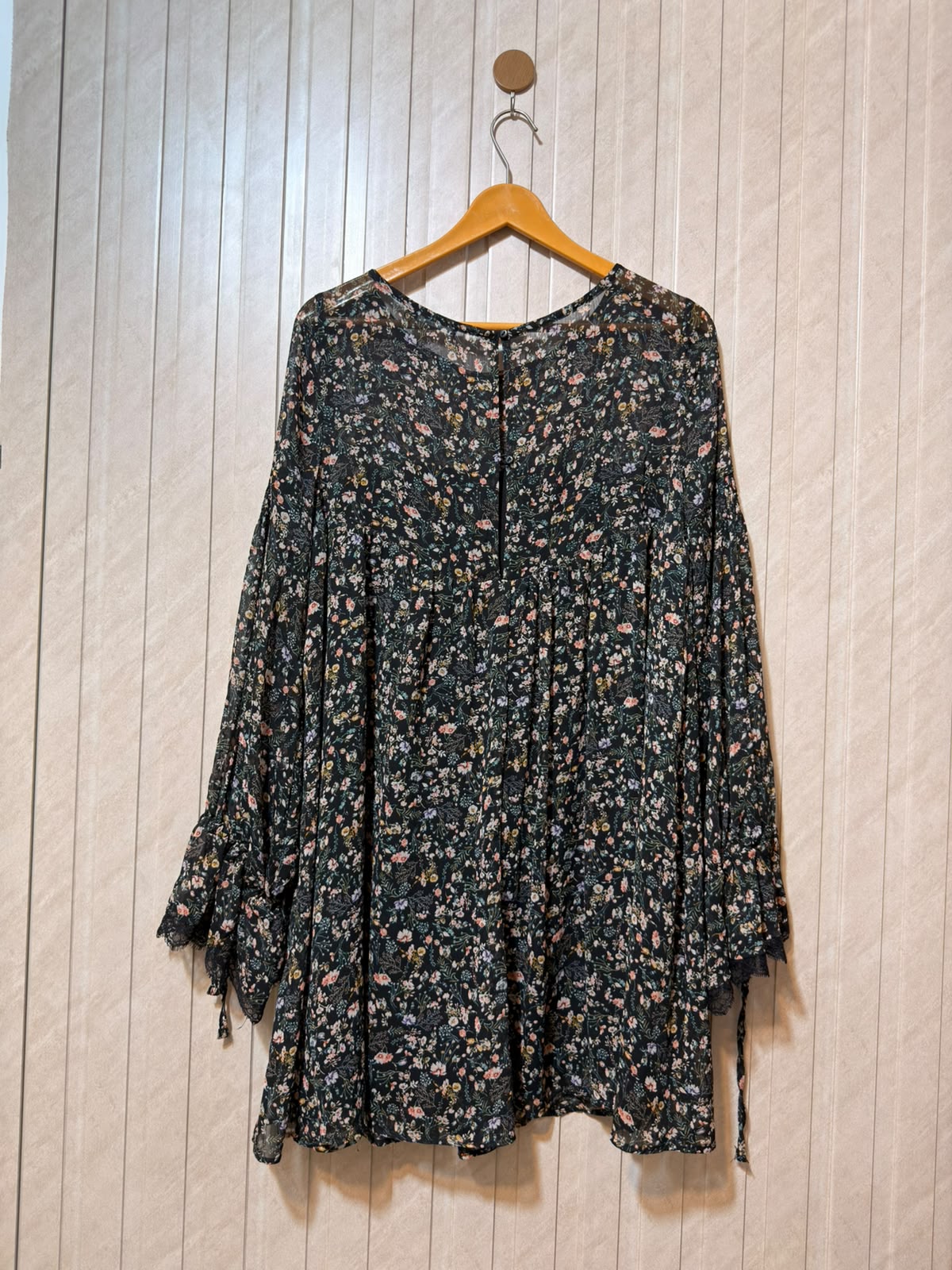 Chest 18  Length 33  Fabric Chiffon Women's Premium Full Sleeve Top