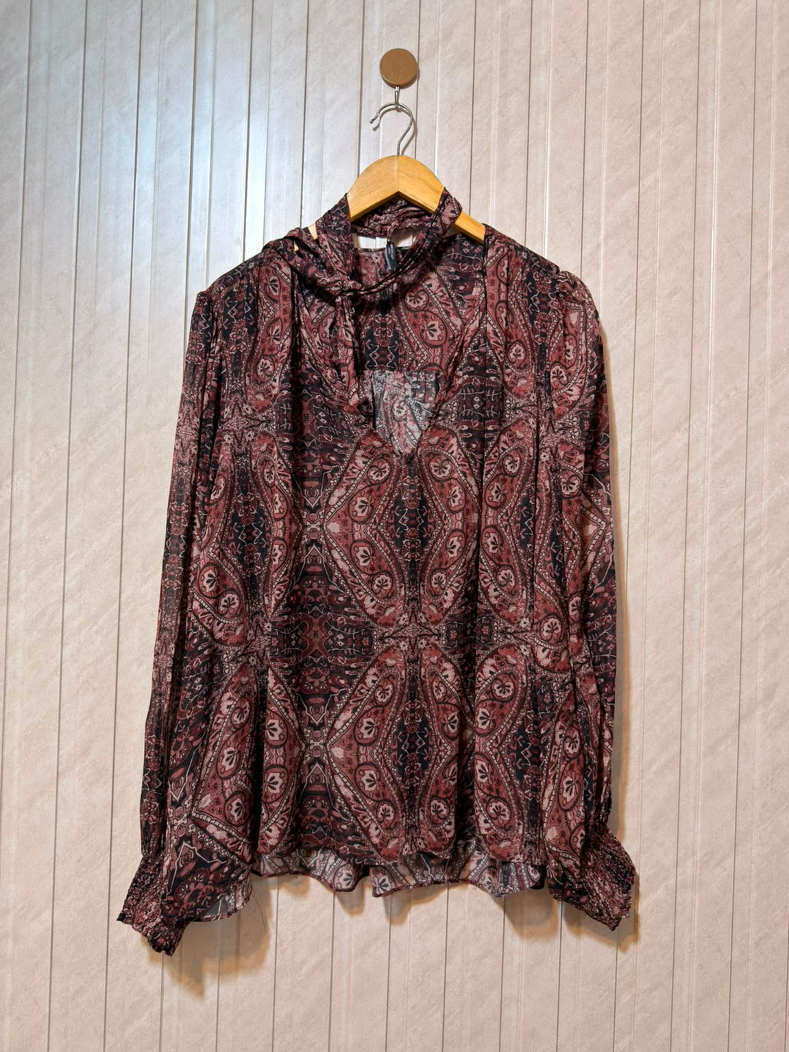 Chest 28  Length 26  Fabric Chiffon Women's Casual Full Sleeve Top