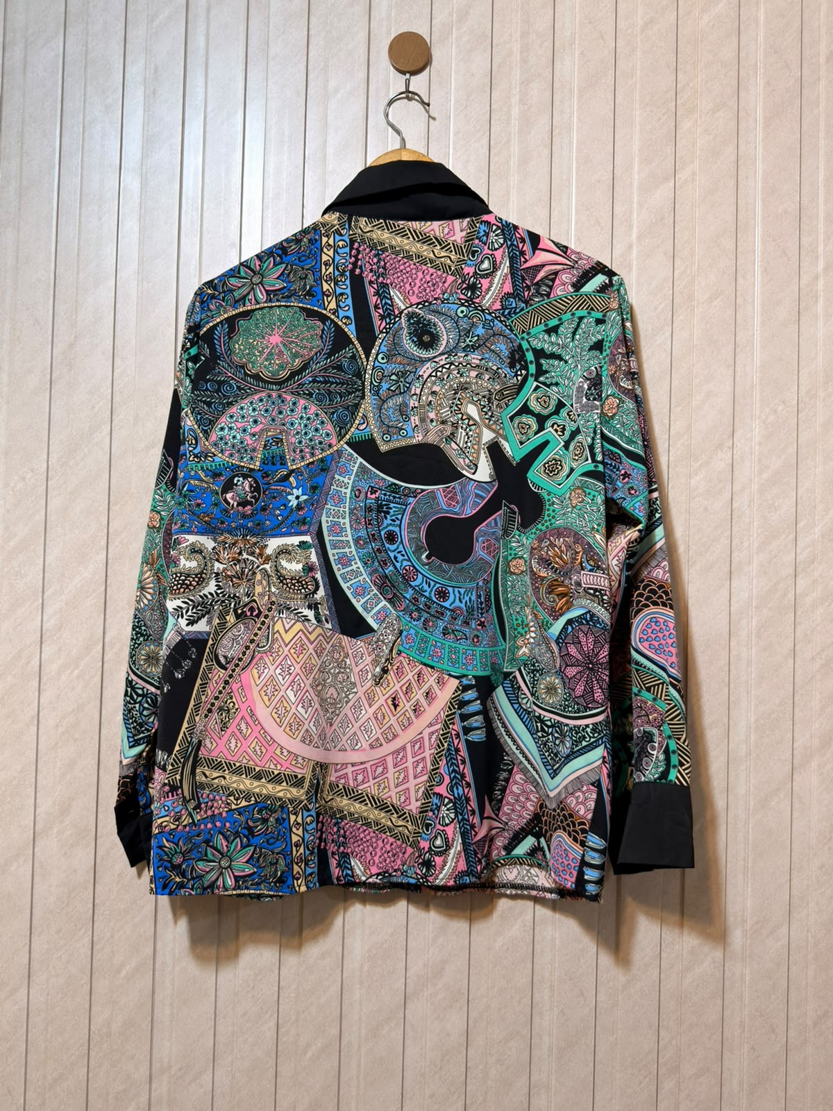 Chest 20  Length 24  Fabric Silk Women's Elegant Full Sleeve Top