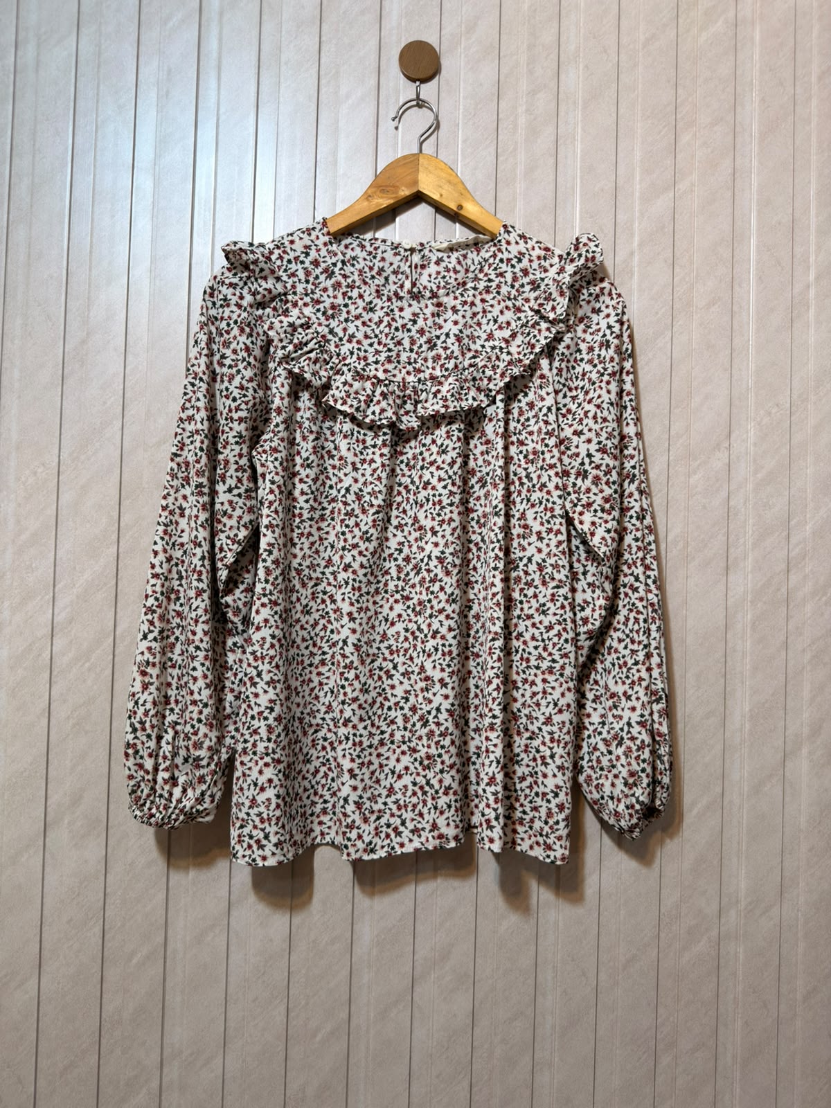 Chest 19  Length 24  Fabric Chiffon Women's Casual Full Sleeve Top