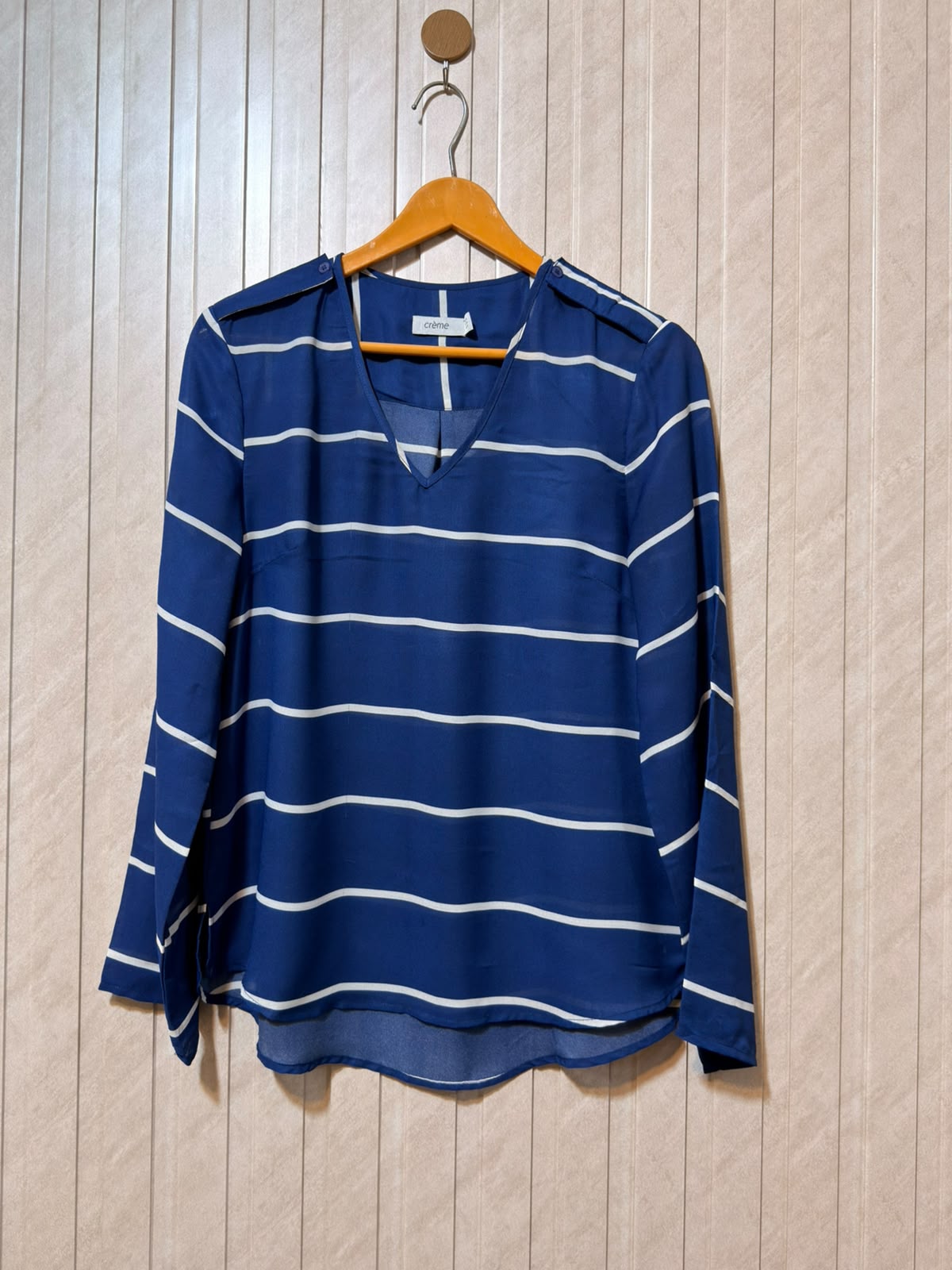 Chest 18  Length 25 to 26  Fabric Chiffon Women's Chic Full Sleeve Top