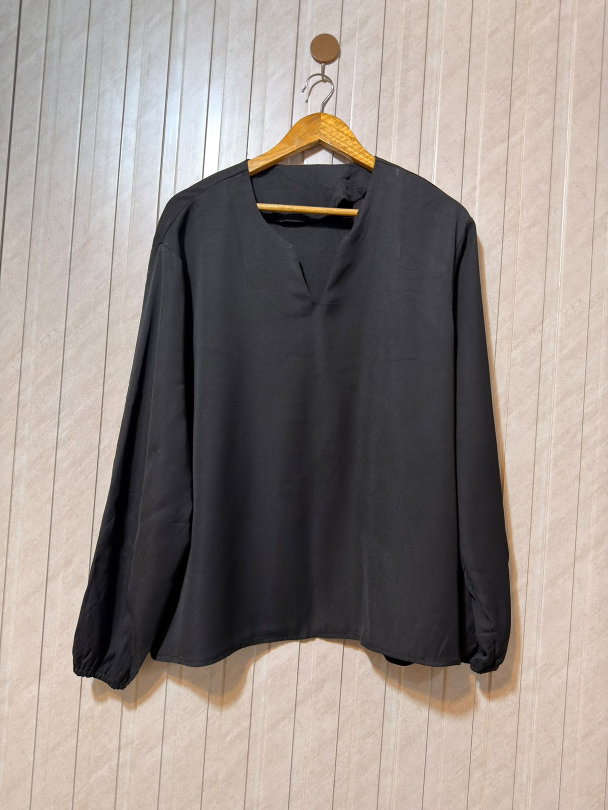 Chest 21  Length 26  Fabric Silk Women's Everyday Full Sleeve Top
