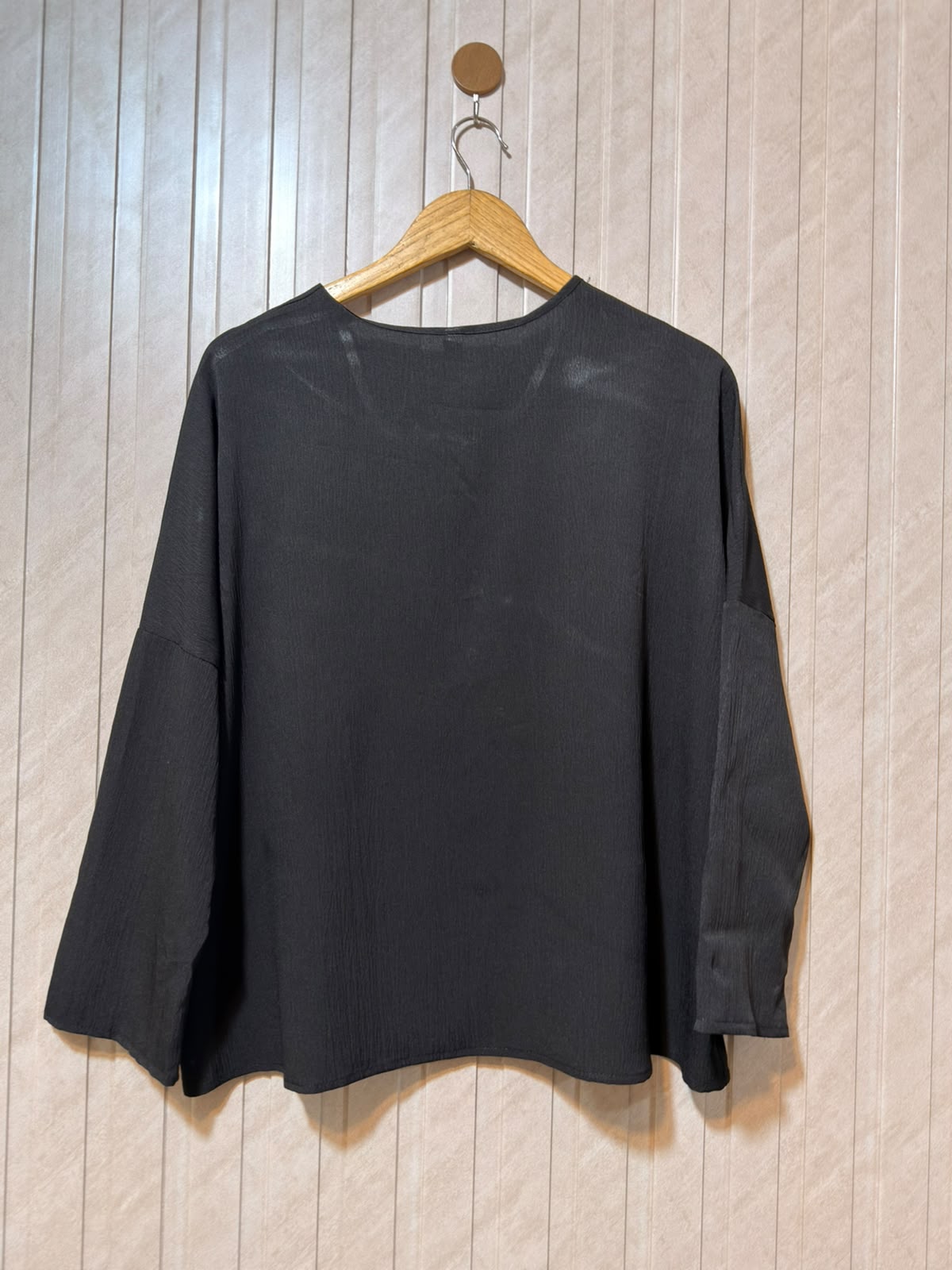 Chest 25  baggy Style  Length 24  Fabric Silk Women's Signature Full Sleeve Top