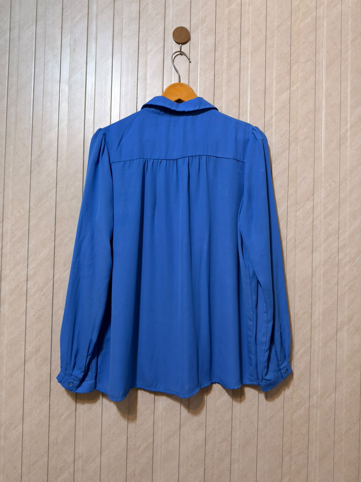 Chest 21  Length 27  Fabric Silk  Women's Everyday Full Sleeve Top