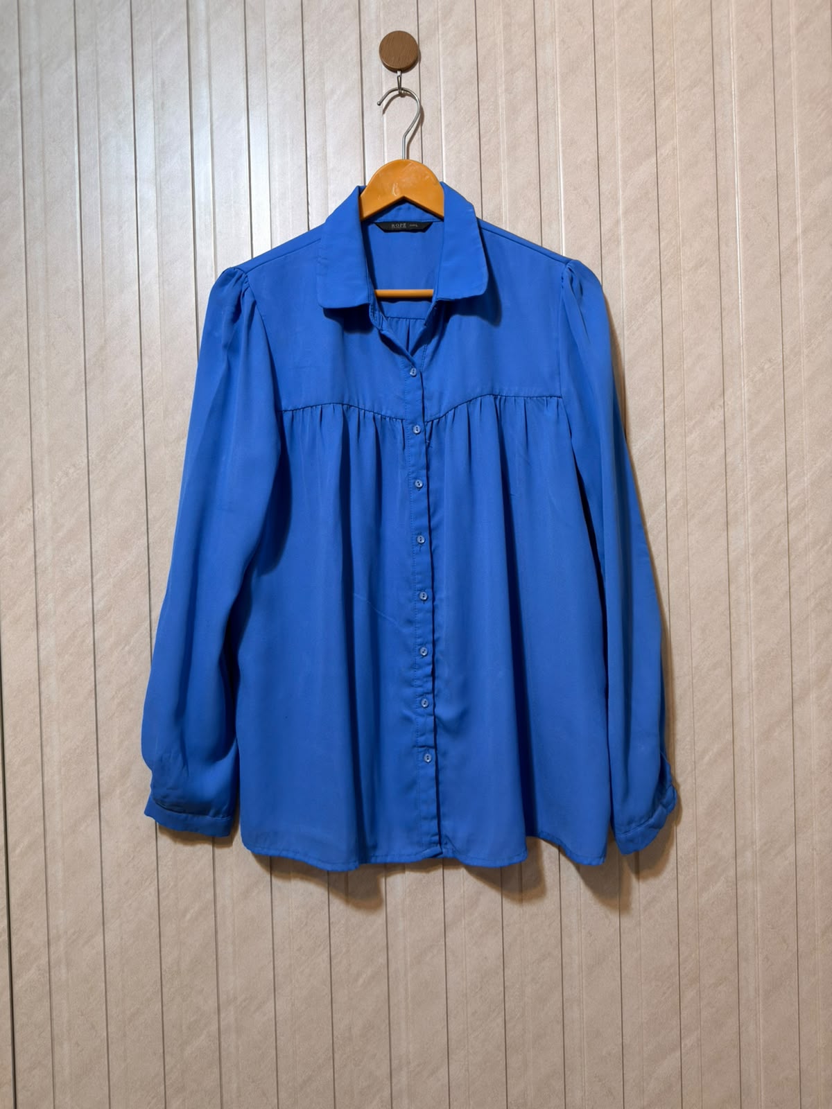 Chest 21  Length 27  Fabric Silk  Women's Everyday Full Sleeve Top