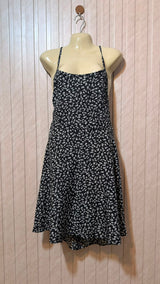 Chest 17  Length 35  Fabric Silk Beautiful Festive Party Wear Dress