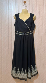 Chest 20  Length 44  Fabric Chiffon Women's Signature Maxi