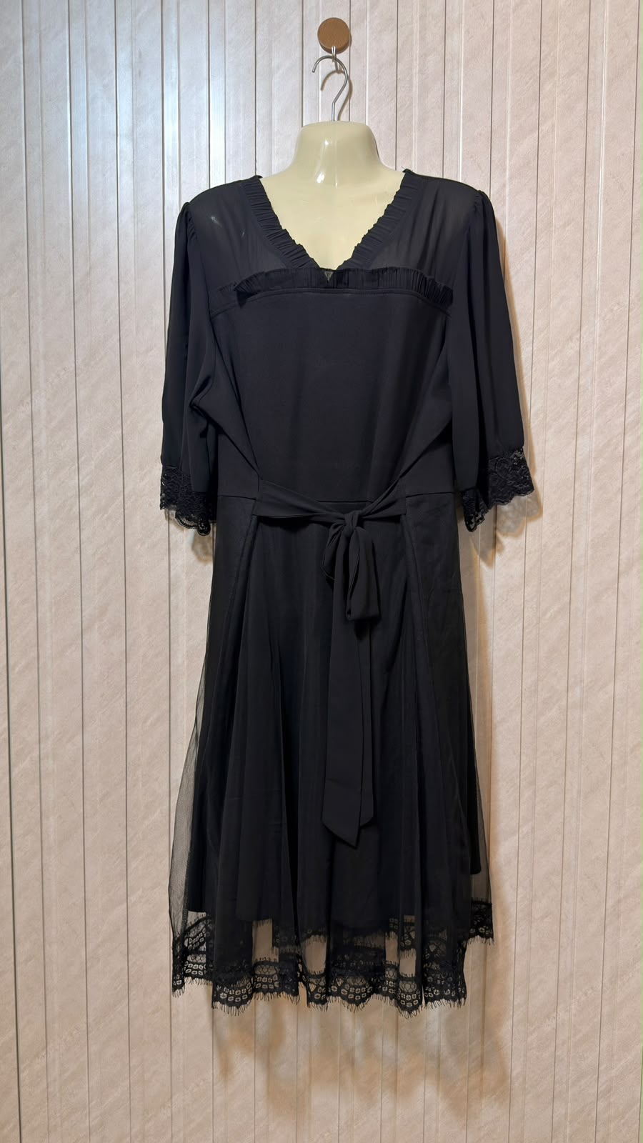 Chest 22  Length 41  Fabric Silk jersey Women's Refined Maxi