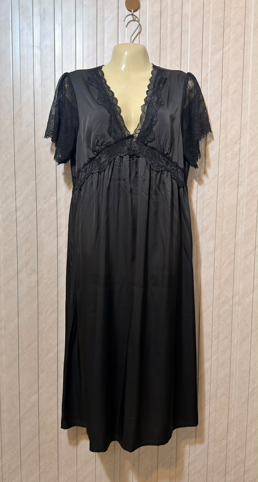 Chest 19  Length 43  Fabric silk Women's Luxury Long Maxi