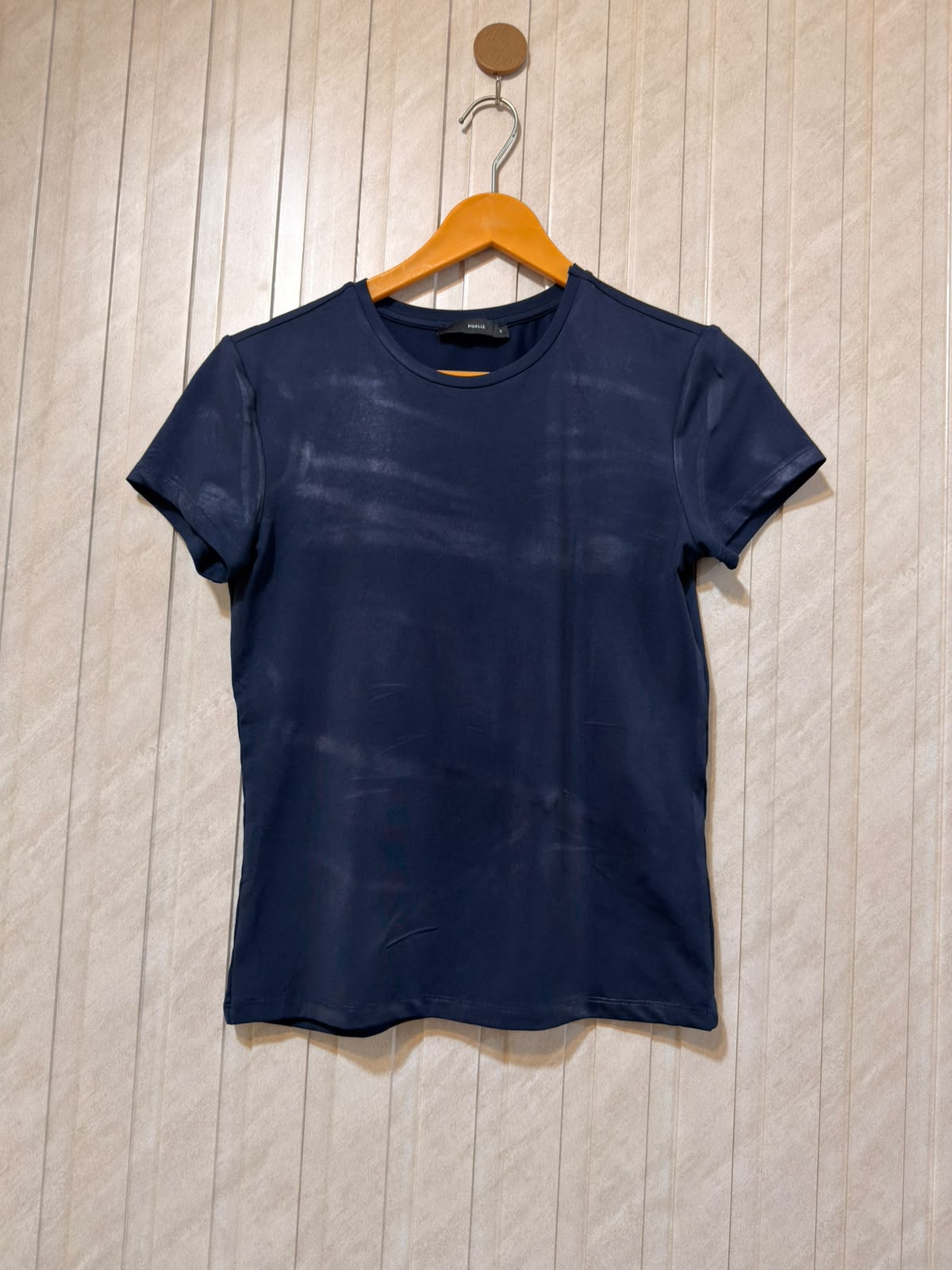 Chest 17  Length 20.5 Women’s Premium T-Shirt