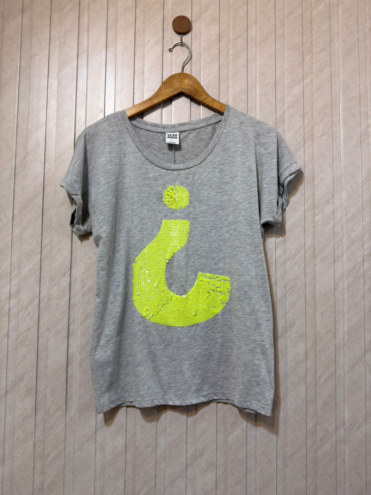 Chest 19  Length 24 Women’s Simple T-Shirt
